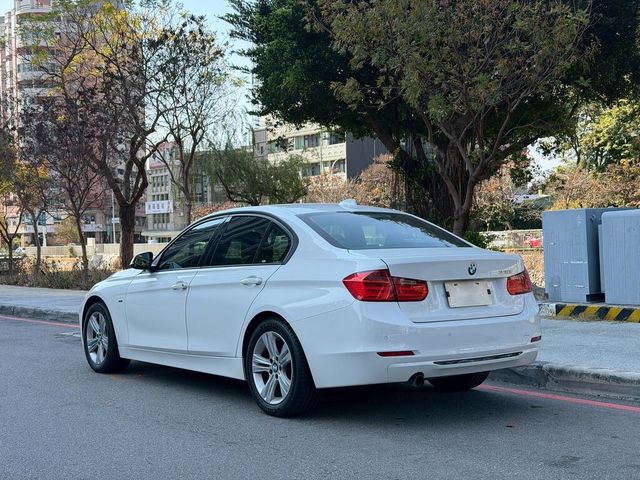 BMW寶馬 320I  第6張相片