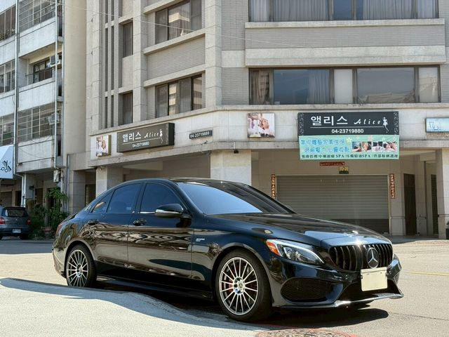 M-BENZ賓士 C300  第3張相片