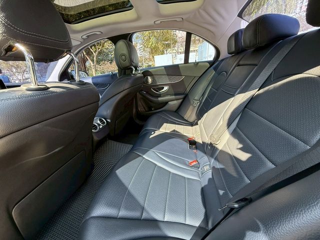 M-BENZ賓士 C300  第8張相片