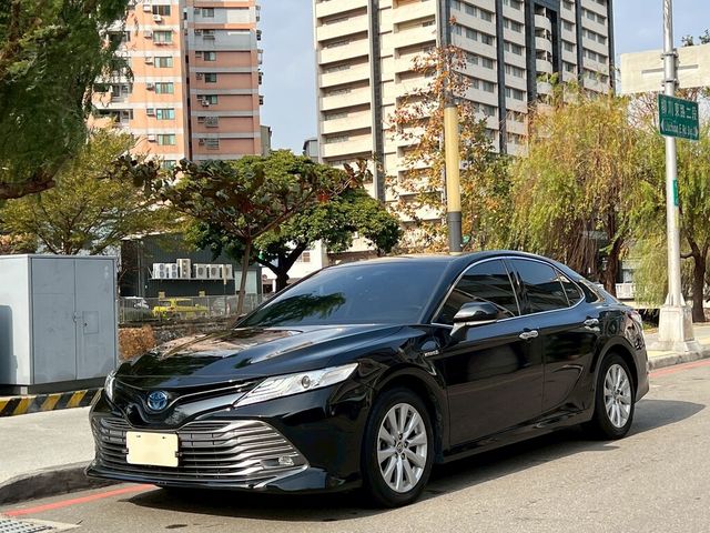 TOYOTA豐田 CAMRY HYBRID  第1張相片