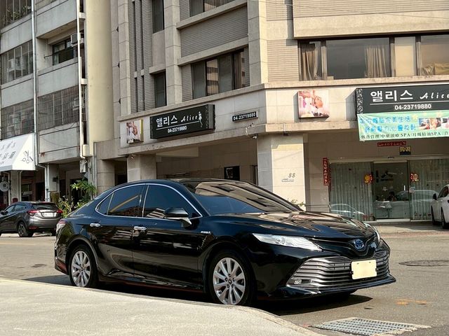 TOYOTA豐田 CAMRY HYBRID  第3張相片