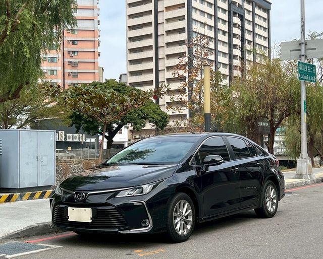 TOYOTA豐田 ALTIS  第1張相片