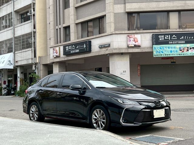 TOYOTA豐田 ALTIS  第3張相片