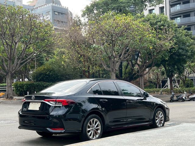 TOYOTA豐田 ALTIS  第4張相片