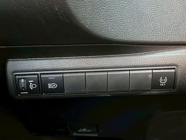 TOYOTA豐田 ALTIS  第14張相片