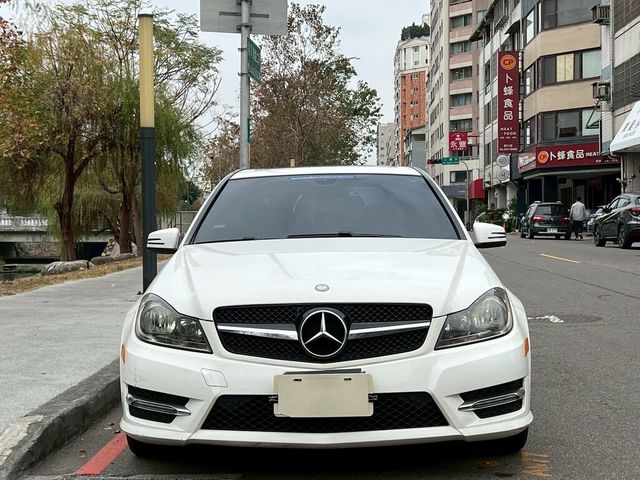 M-BENZ賓士 C250  第2張相片