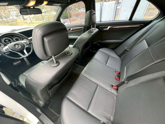 M-BENZ賓士 C250  第9張相片