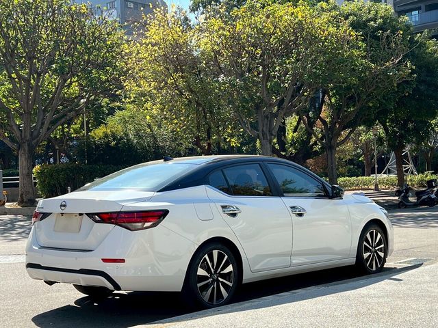 NISSAN日產 SENTRA  第4張相片