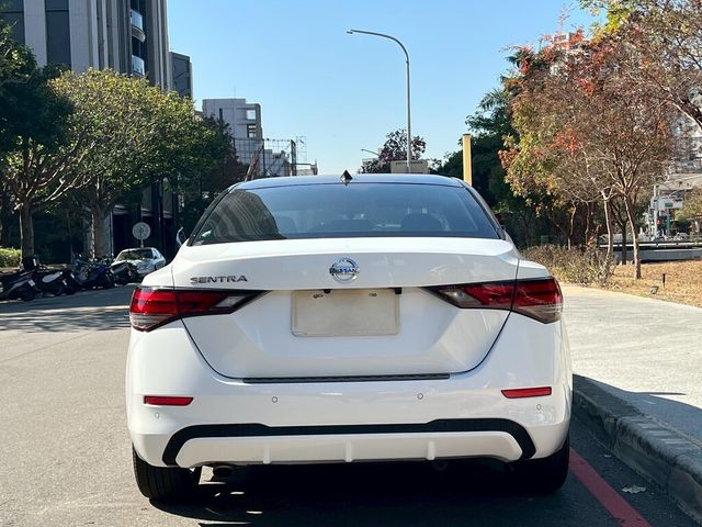 NISSAN日產 SENTRA  第5張相片