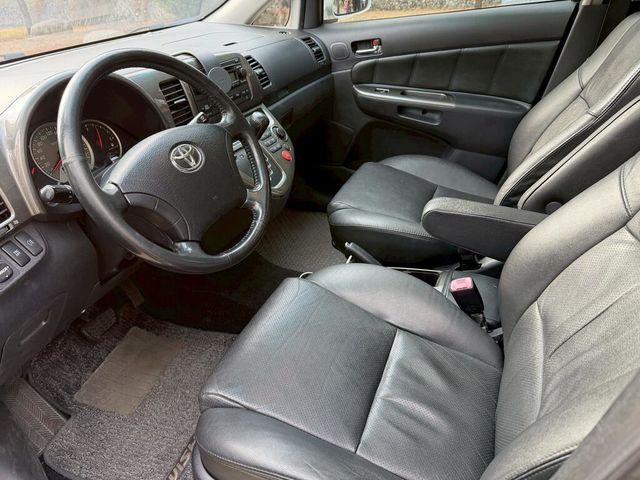 TOYOTA豐田 WISH  第9張相片