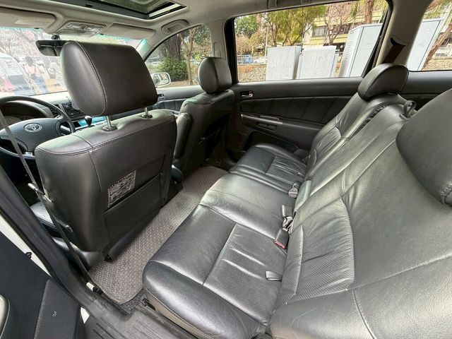 TOYOTA豐田 WISH  第10張相片