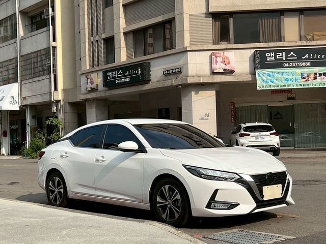 NISSAN日產 SENTRA  第3張相片