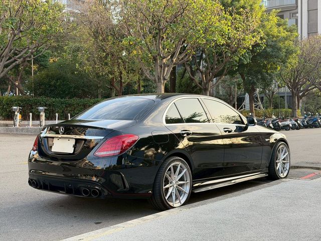M-BENZ賓士 C300  第4張相片