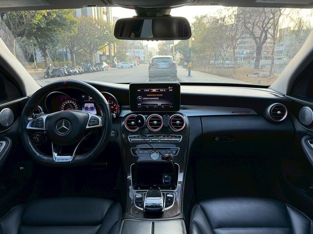 M-BENZ賓士 C300  第8張相片