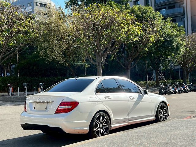 M-BENZ賓士 C250  第4張相片