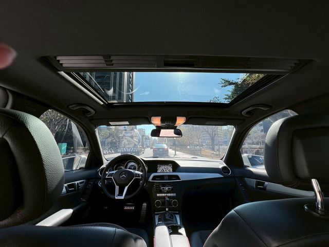 M-BENZ賓士 C250  第17張相片