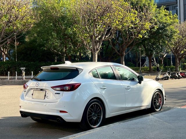 MAZDA馬自達 MAZDA 3  第4張相片
