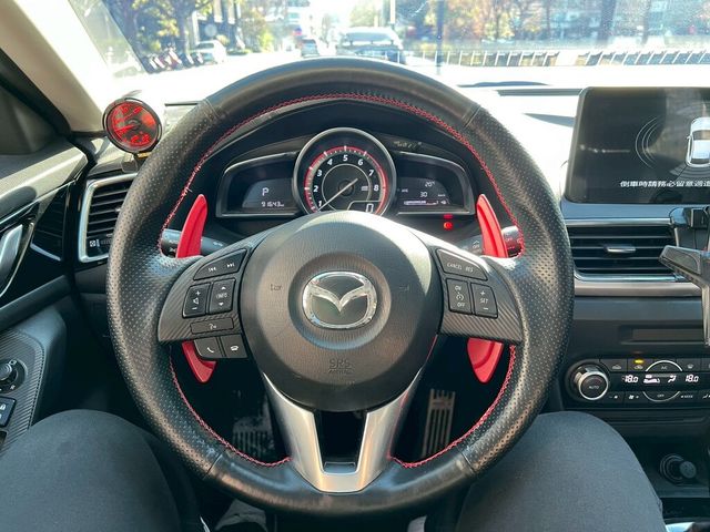 MAZDA馬自達 MAZDA 3  第10張相片
