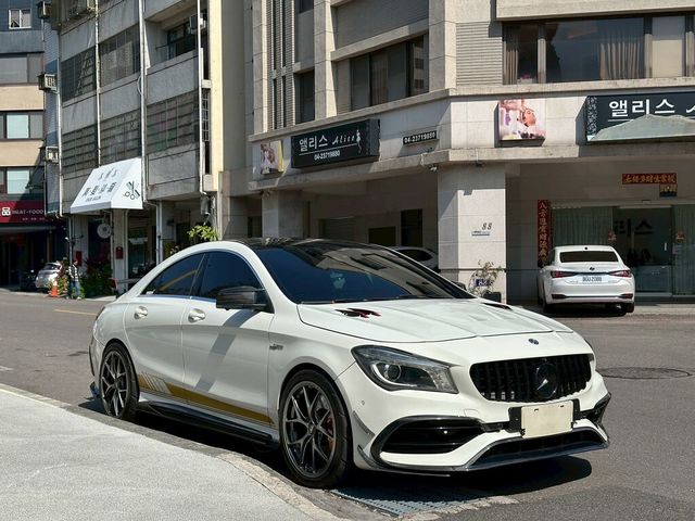 M-BENZ賓士 CLA45 AMG  第3張相片