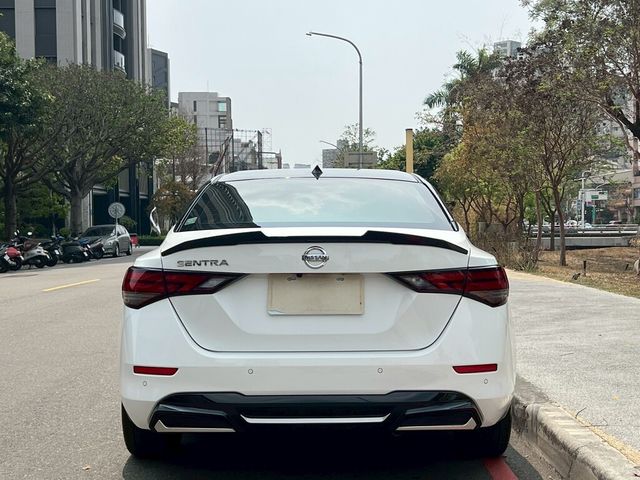 NISSAN日產 SENTRA  第5張相片