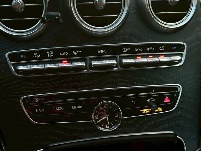 M-BENZ賓士 C300  第13張相片