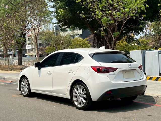 MAZDA馬自達 MAZDA 3  第6張相片