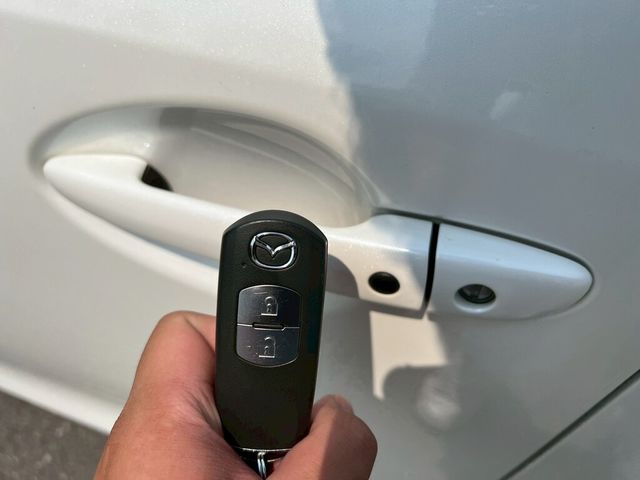 MAZDA馬自達 MAZDA 3  第17張相片