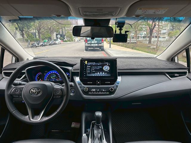 TOYOTA豐田 ALTIS  第7張相片