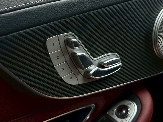 M-BENZ賓士 C250 COUPE  第12張相片