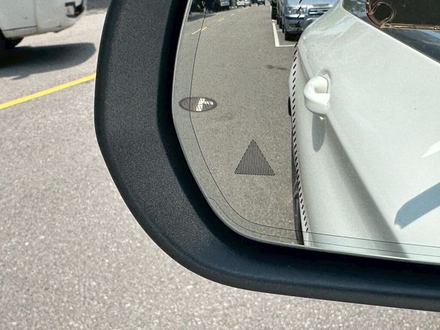 M-BENZ賓士 C250 COUPE  第13張相片