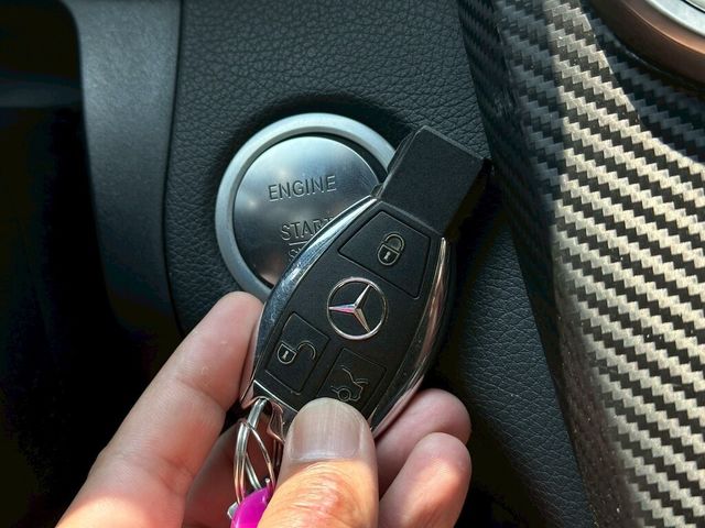 M-BENZ賓士 C250 COUPE  第14張相片