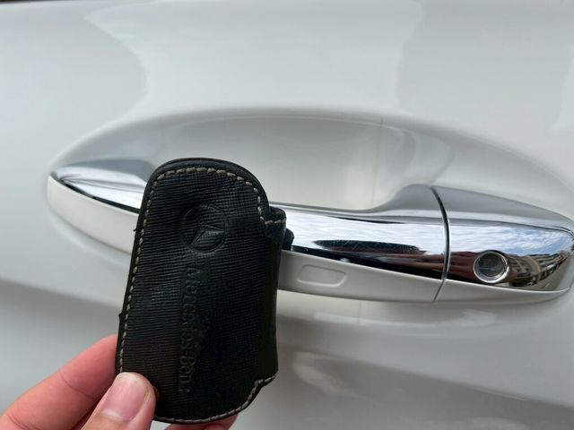 M-BENZ賓士 C400  第19張相片