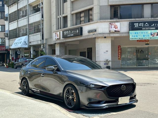 MAZDA馬自達 MAZDA 3  第3張相片