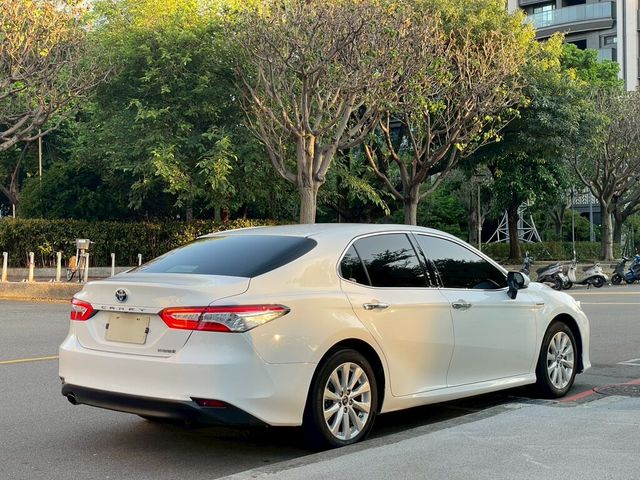 TOYOTA豐田 CAMRY HYBRID  第4張相片