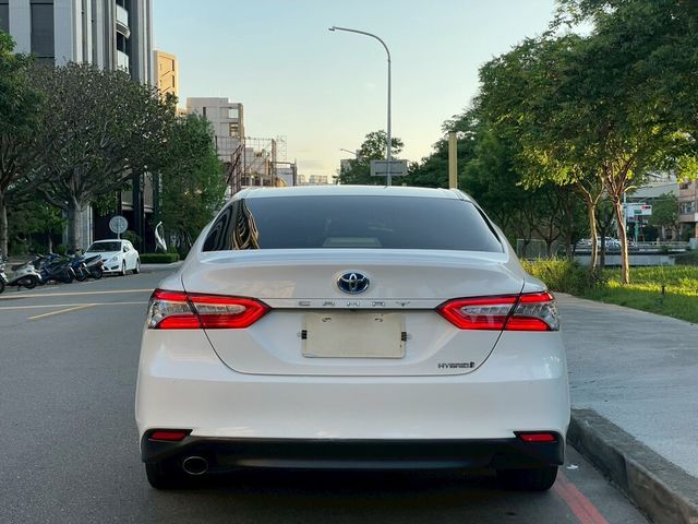 TOYOTA豐田 CAMRY HYBRID  第5張相片