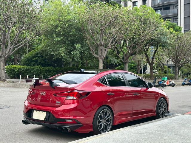 HYUNDAI現代 ELANTRA  第4張相片
