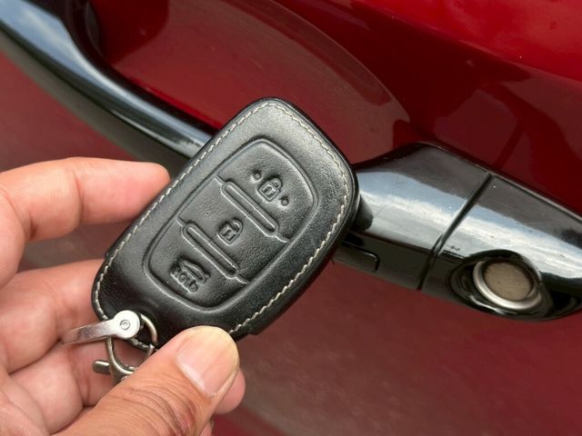 HYUNDAI現代 ELANTRA  第7張相片