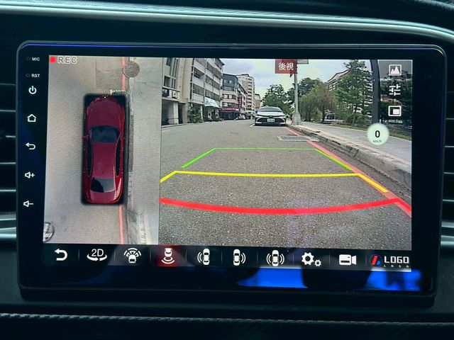 HYUNDAI現代 ELANTRA  第15張相片