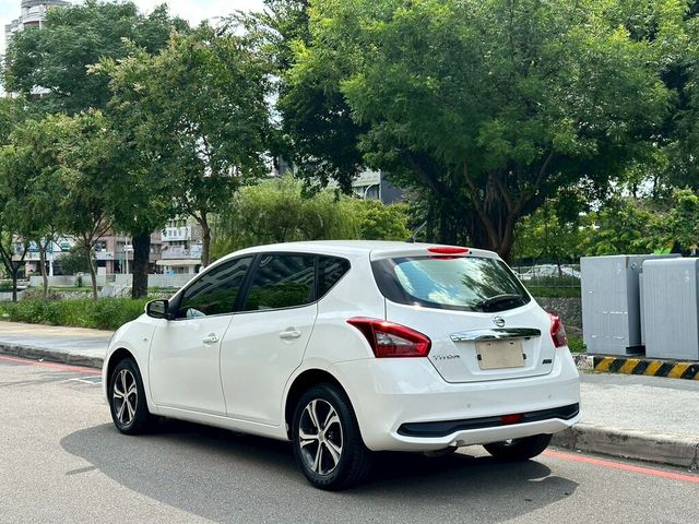 NISSAN日產 TIIDA  第6張相片