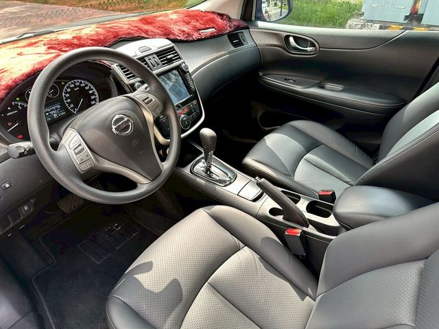NISSAN日產 TIIDA  第8張相片