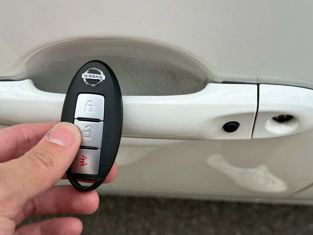 NISSAN日產 TIIDA  第18張相片