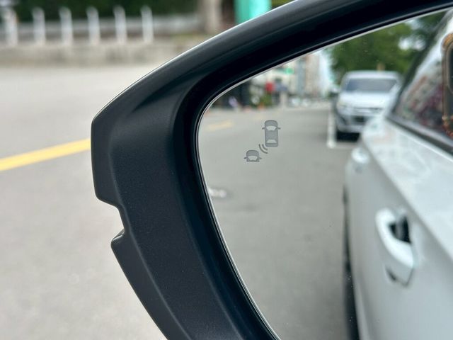 HONDA本田 CIVIC  第12張相片
