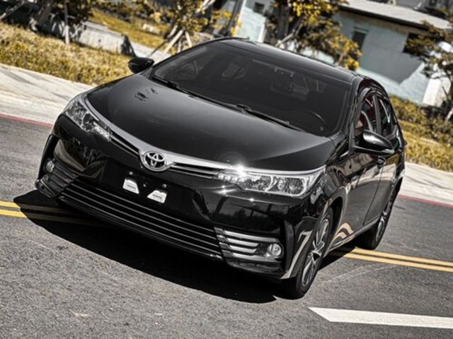 Toyota 豐田 ALTIS  第1張相片