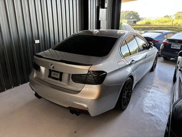 BMW寶馬 328I  第5張相片