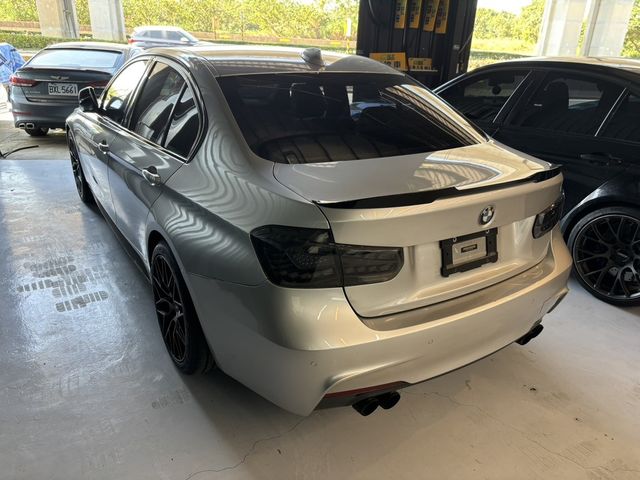 BMW寶馬 328I  第6張相片