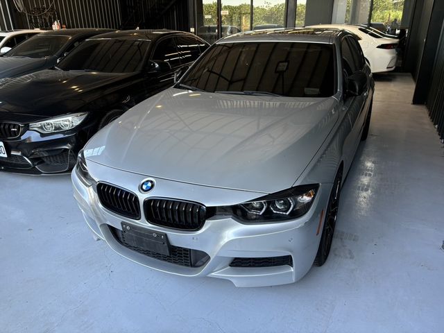 BMW寶馬 328I  第7張相片