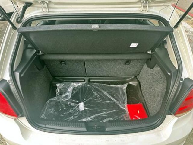 VOLKSWAGEN福斯 POLO  第10張相片