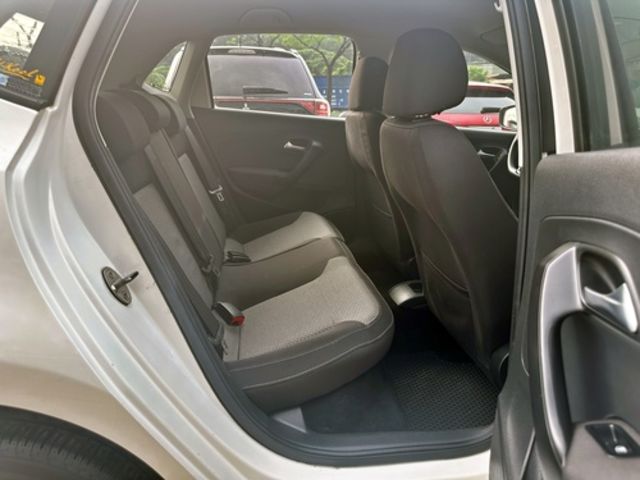 VOLKSWAGEN福斯 POLO  第13張相片