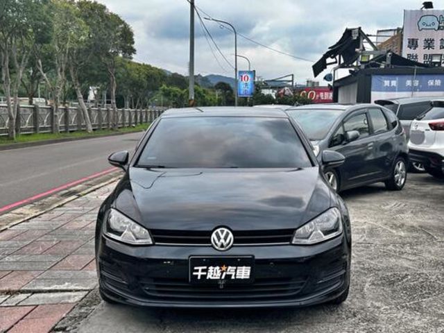 VOLKSWAGEN福斯 GOLF  第3張相片