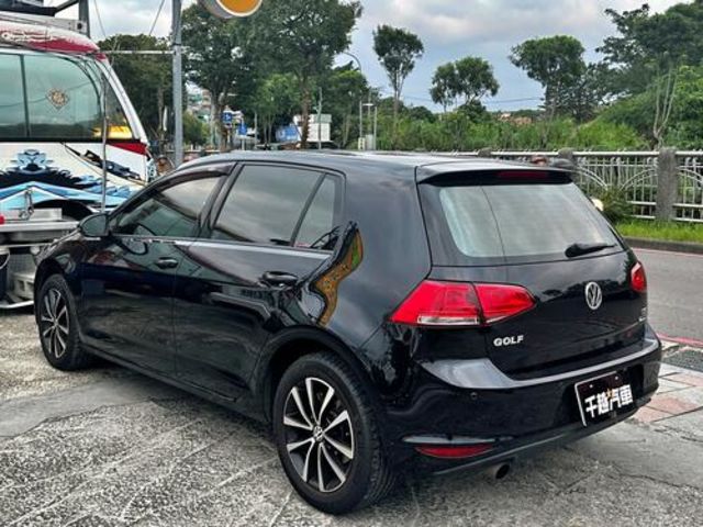 VOLKSWAGEN福斯 GOLF  第6張相片